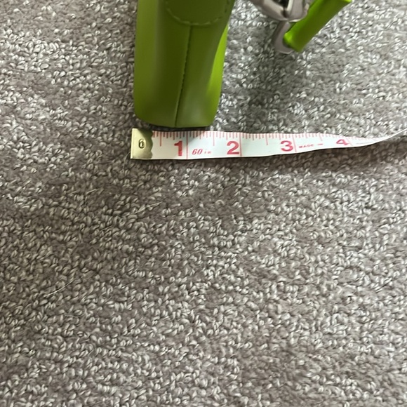 Hobo Lime Green Leather Shoulder Purse - Picture 4 of 13